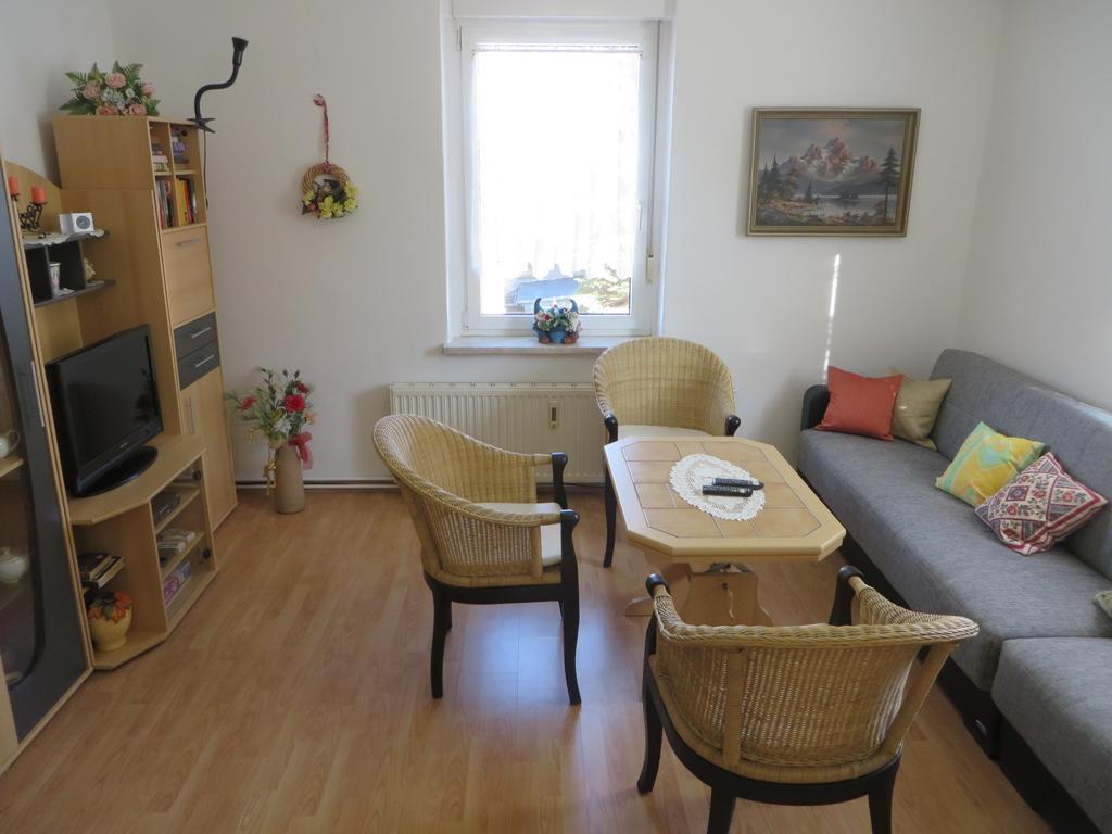 Ferienwohnung Zahn Oelsnitz  Εξωτερικό φωτογραφία